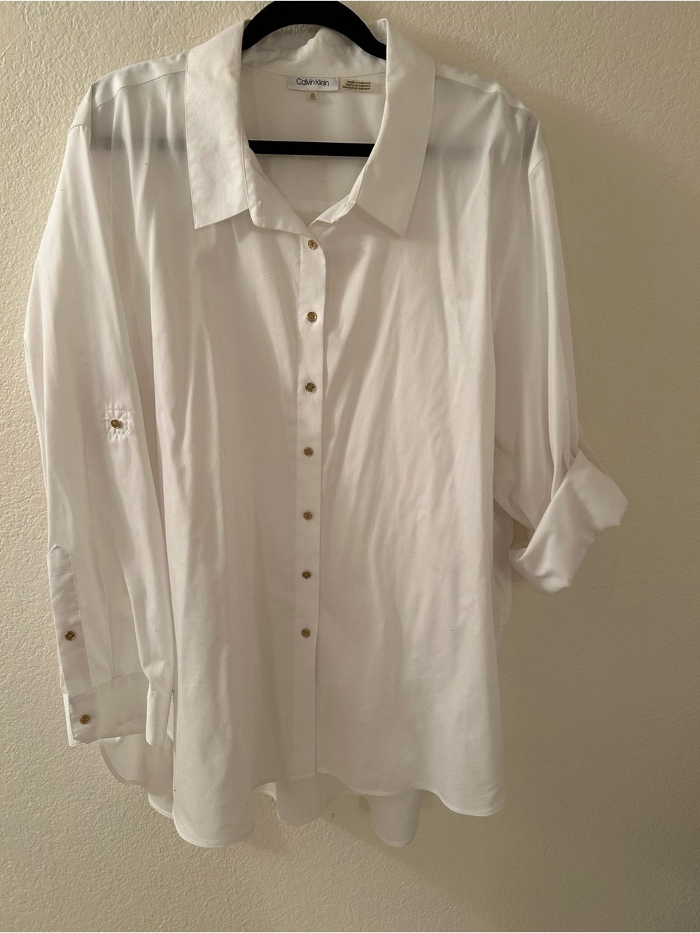 Calvin Klein White Button-Front Roll-Sleeve Blouse